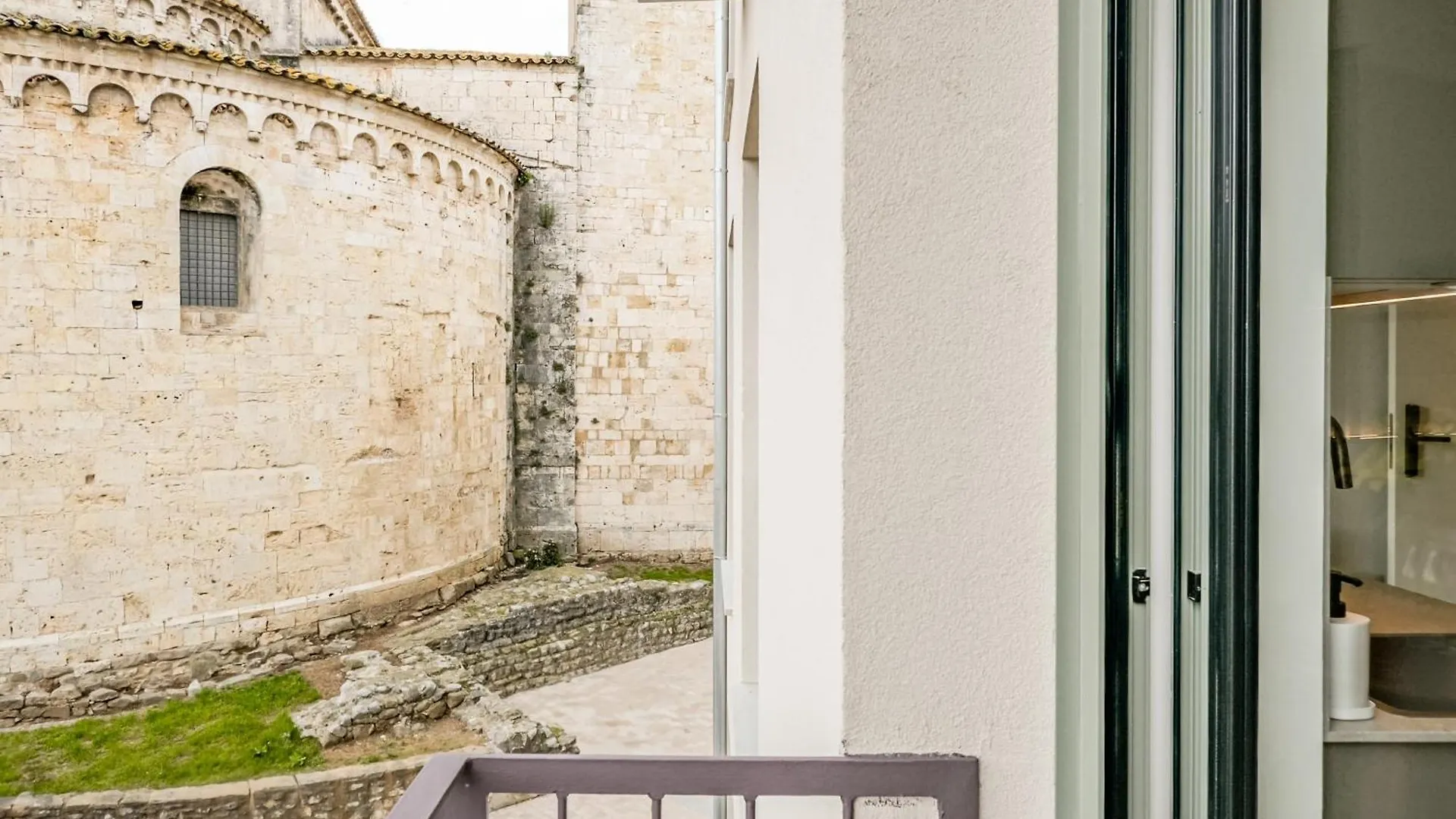 Hopsters Boutique Suites Besalu Spain