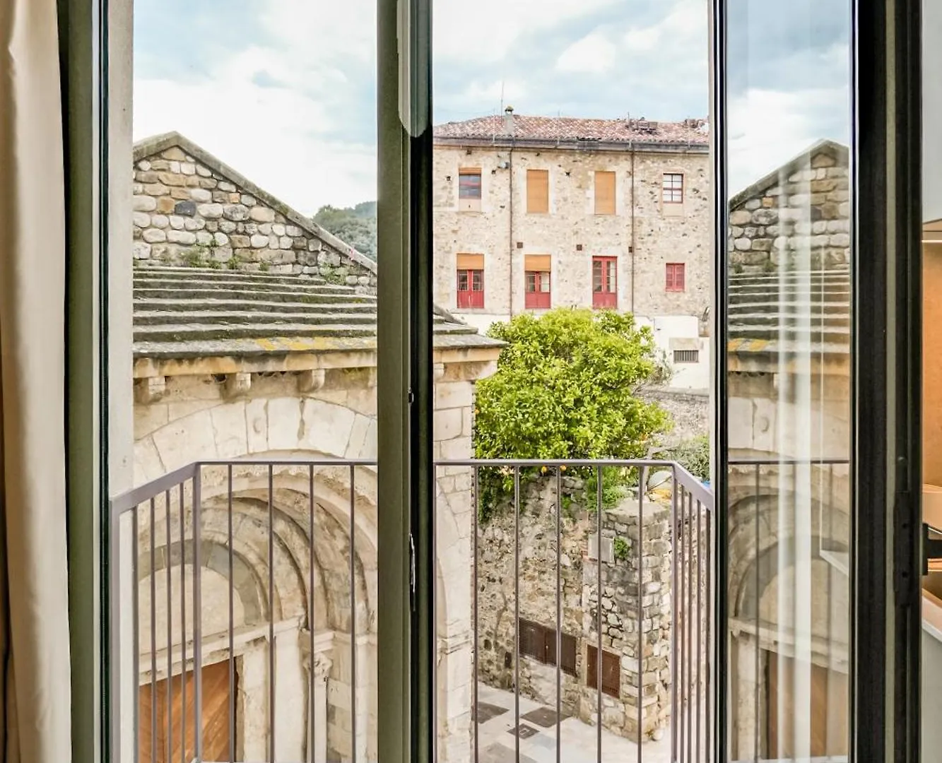 Hopsters Boutique Suites Besalu Apartment