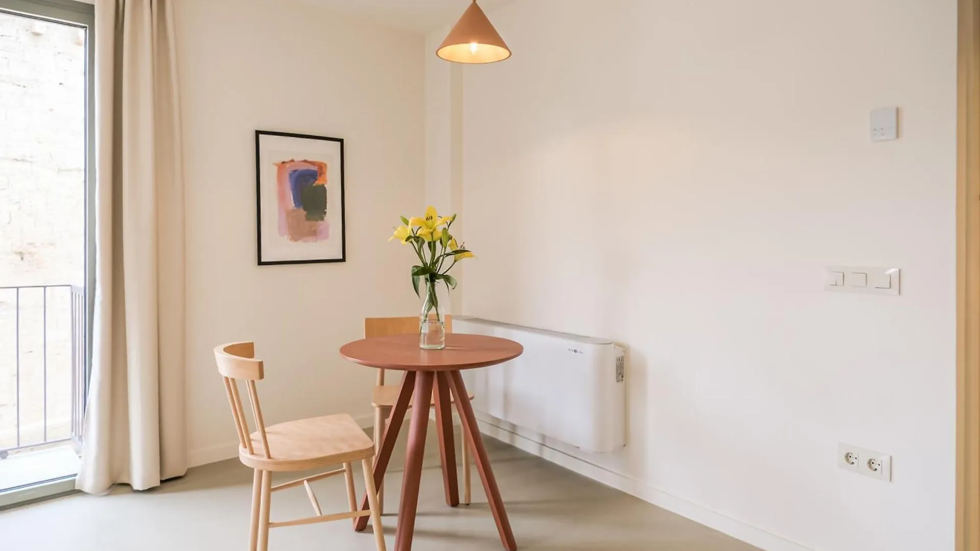 Hopsters Boutique Suites Besalu 0*,