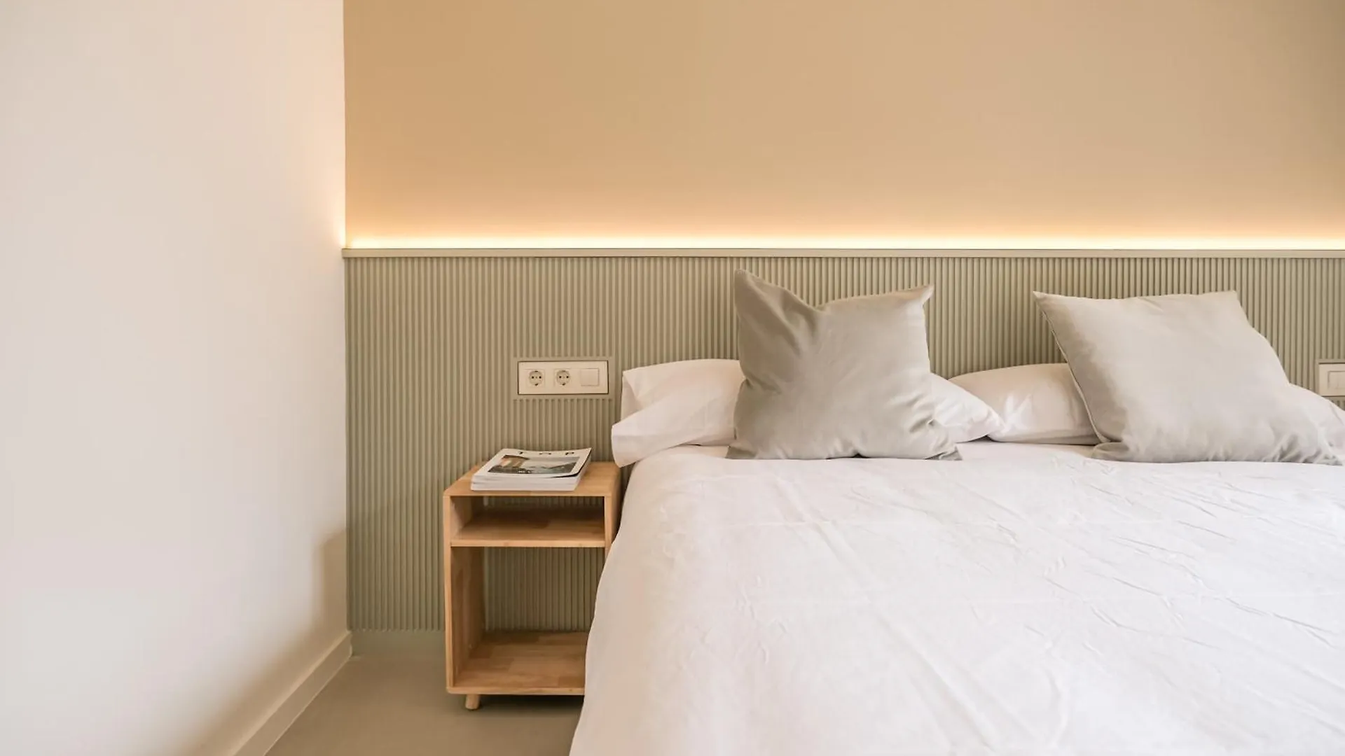Hopsters Boutique Suites Besalu 0*,  Spain