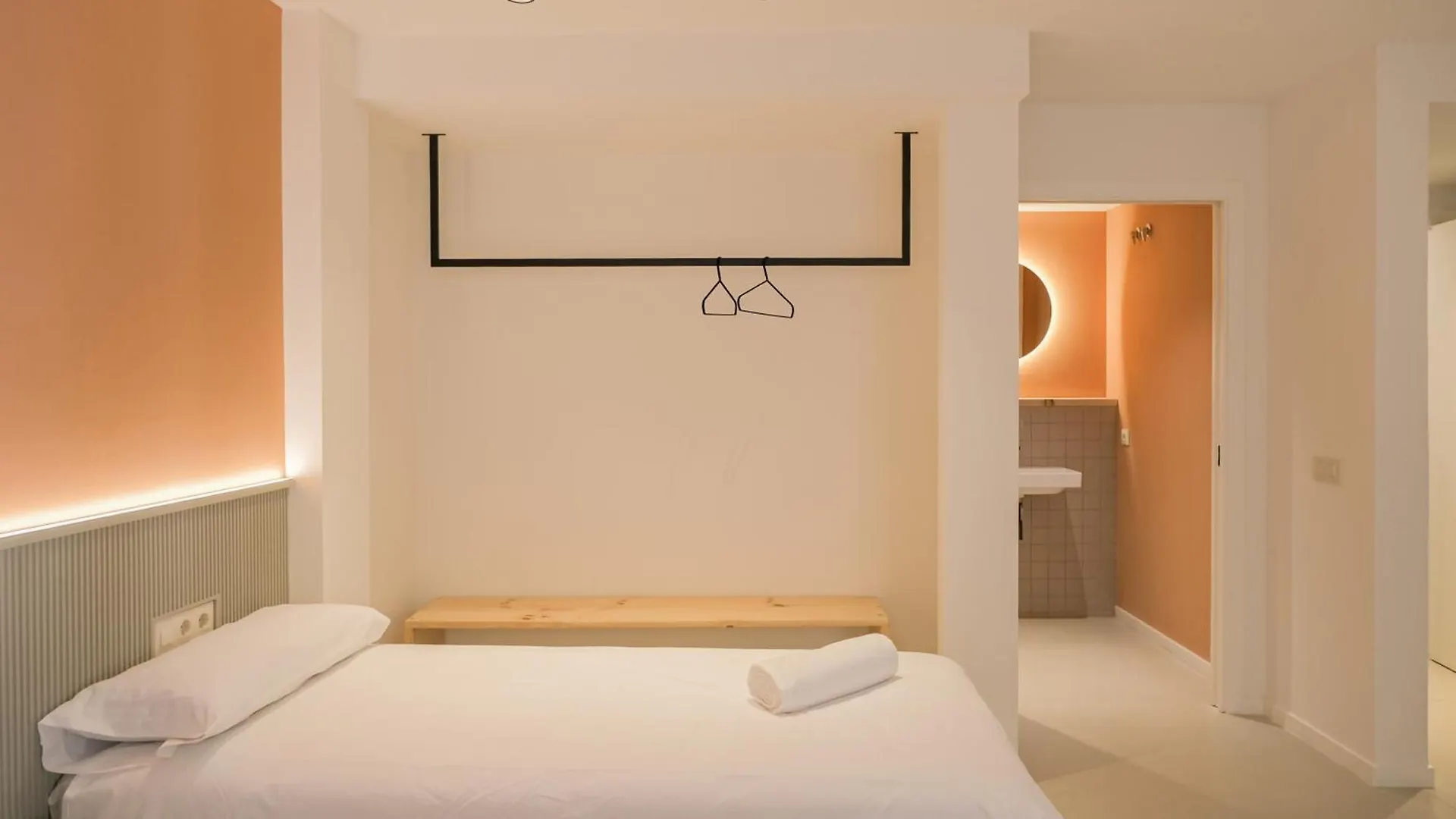Hopsters Boutique Suites Besalu Spain